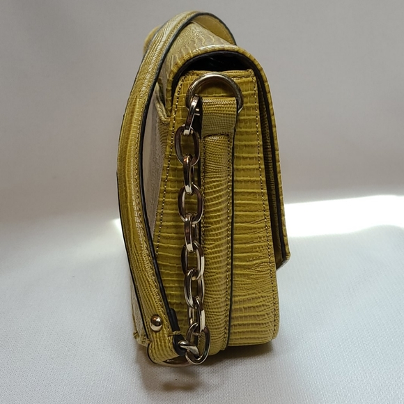Anne Klein bag w strap, chain, gold accents - Picture 4 of 8